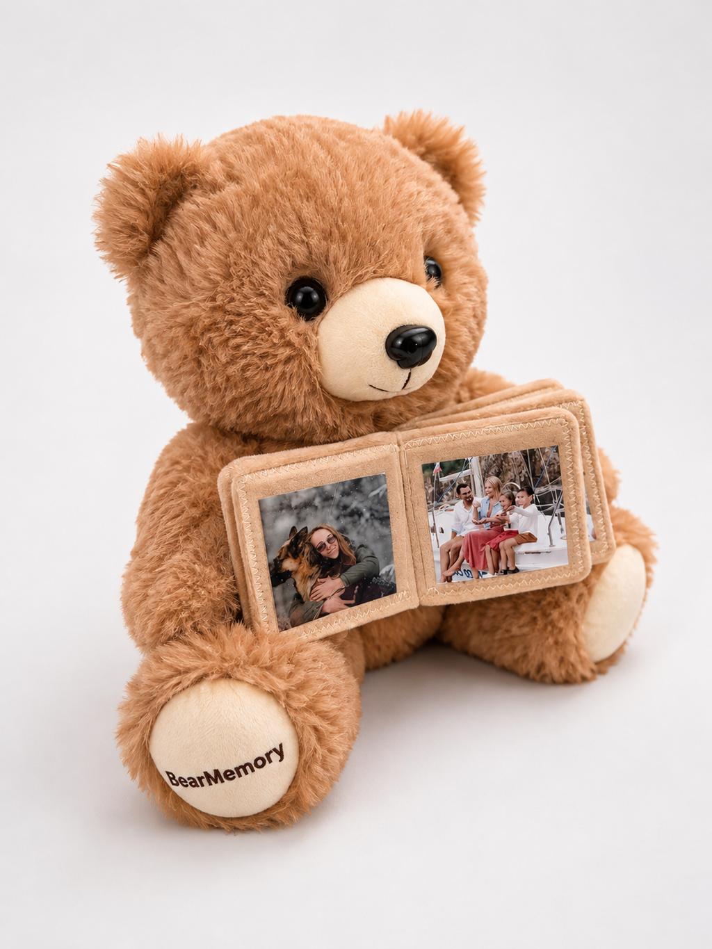 Memory Bear met babyfoto's in het fotoboekje